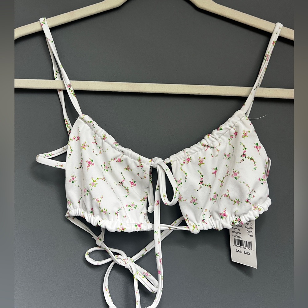 Girly PacSun Floral Bikini
